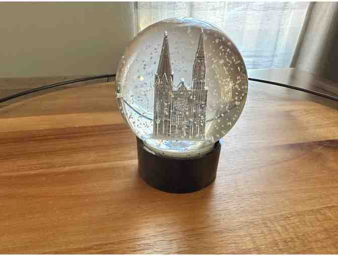 Chartres Cathedral Snow Globe | Direct from Chartres