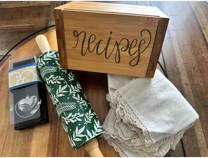 A Thanksgiving Kitchen | A Harvest Feast Collection