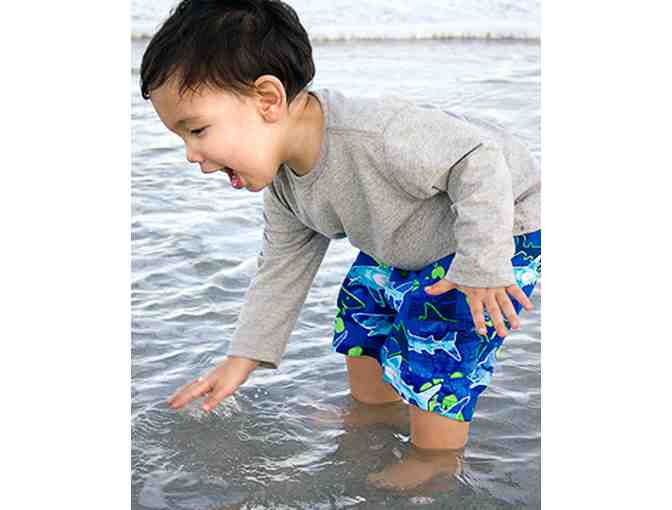 Modern Children's Photograph in Central Park by KENNETH CHEN PORTRAITS