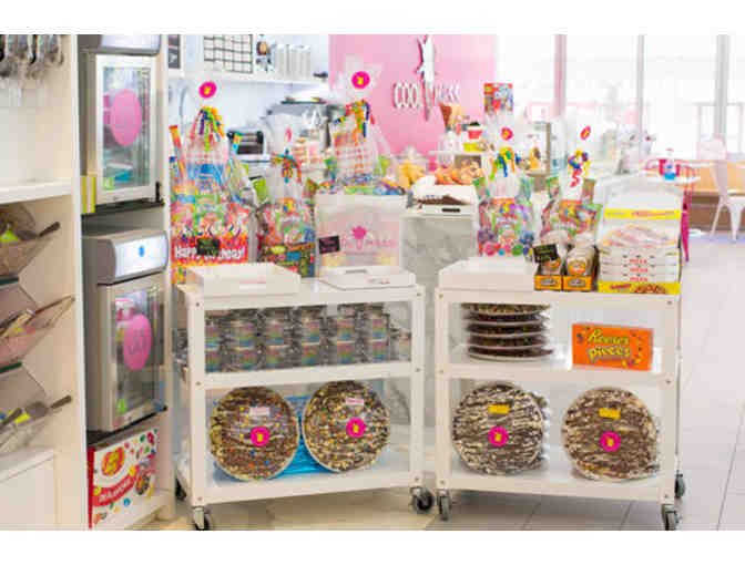 A $100 Gift Certificate towards a COOLMESS Party Package