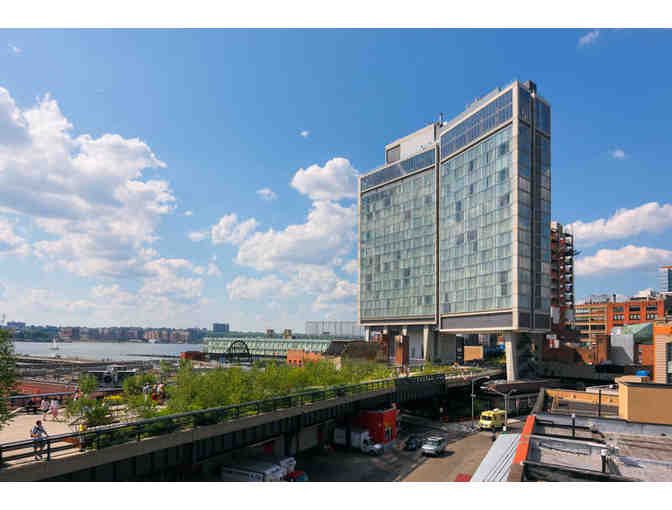 THE STANDARD HIGH LINE, The Top Of The Standard - Table for Two