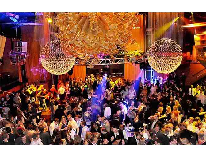 THE STANDARD HIGH LINE, The Top Of The Standard - Table for Two