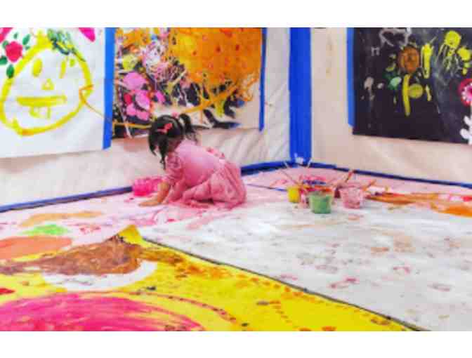 THE GIANT ROOM - One Year Subscription to GIANT Online Membership