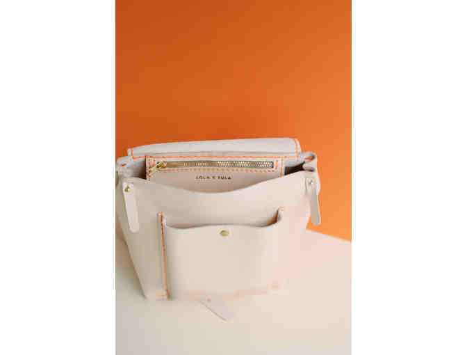 LOLA Y TULA 'ISA' LEATHER BAGBACK IN NATURAL