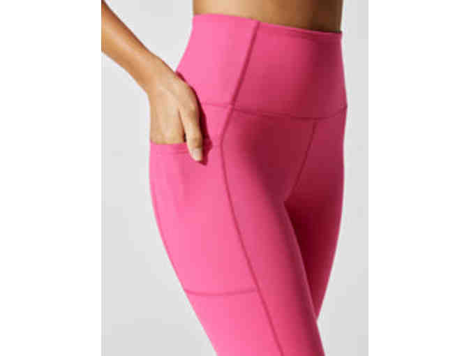 Carbon 38 High Rise 7/8 Legging With Pockets in Cloud Compression - Medium