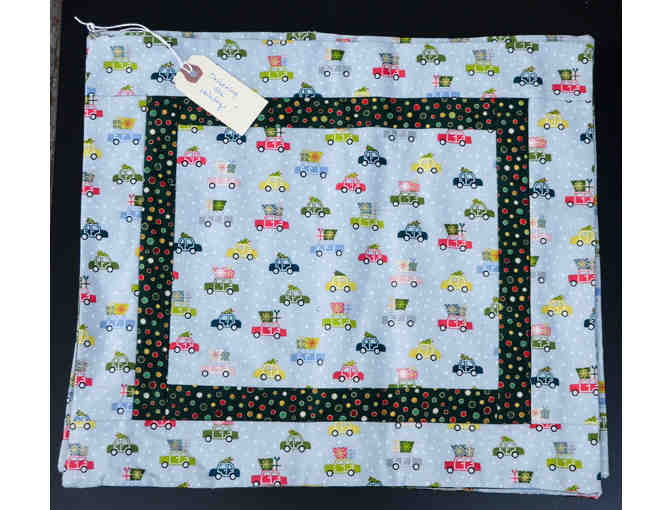 Set of 4 holiday placemats