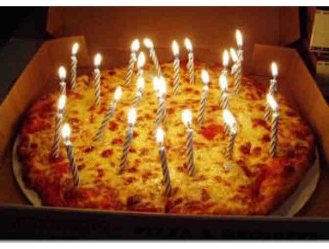 Pizza Party for a Whole Class by Waverly Parents, Anthony Larry and Avalon Economou