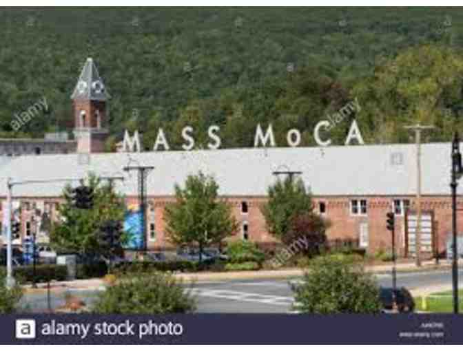 MA Museum of Contemporary Art (MoCA) 2 Passes