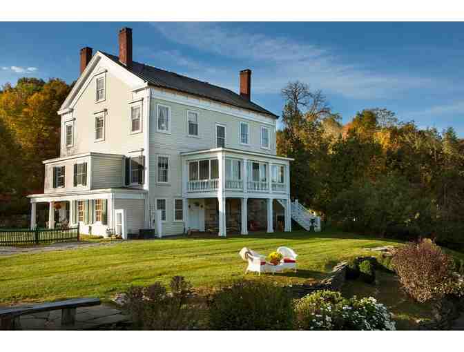 City and Country: New York Escape