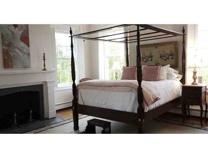 City and Country: New York Escape