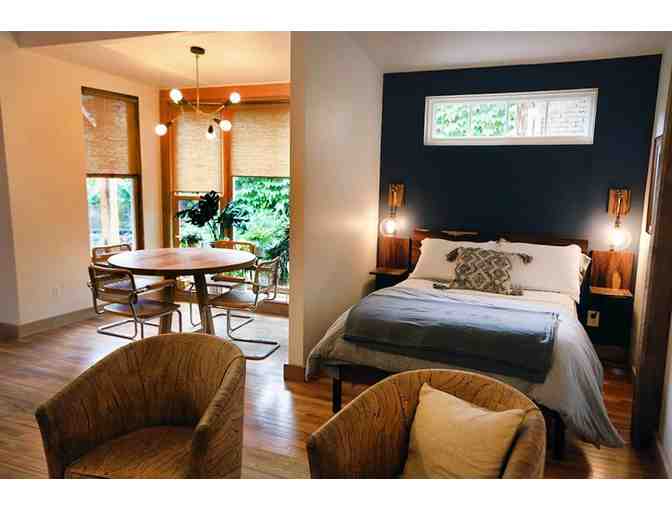 Hudson Valley (Saugerties, NY) 2-Night Stay for 2-3 People