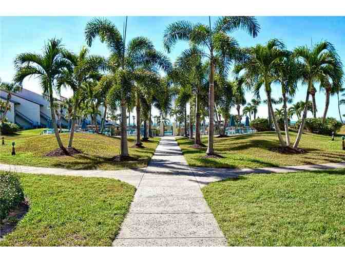 Sunny Beach Vacation at Crescent Beach, Siesta Key, Florida