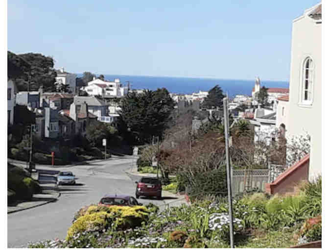 One-night Stay in West Portal Studio