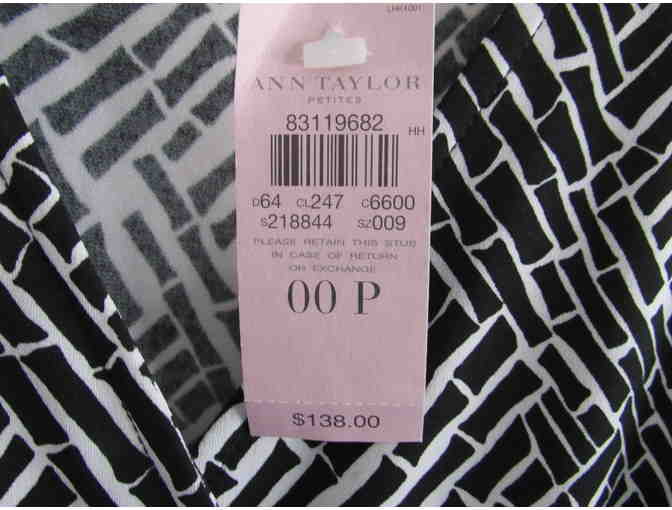 Ann Taylor Petite Dress Size 9