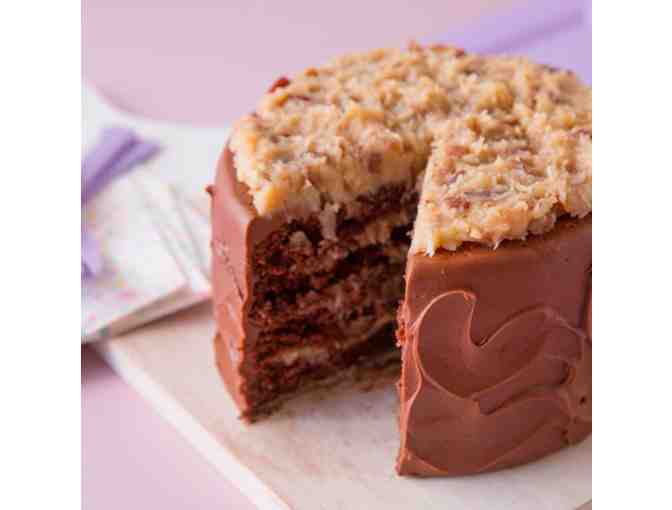 Susie Cakes - One Custom Cake