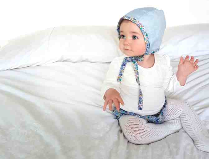 Kishu Baby - Two Newborn Bonnets