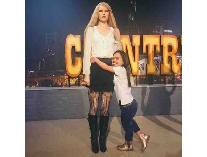 Hollywood Wax Museum - Hollywood - 2 Admission Tickets