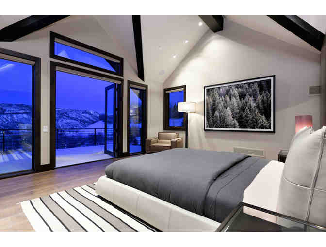 Darby Nicole Spaces - One Hour Home Accessory Design Work