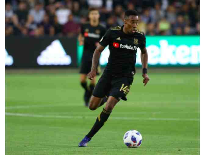 Los Angeles Football Club - Snapback signed by Mark-Anthony Kaye