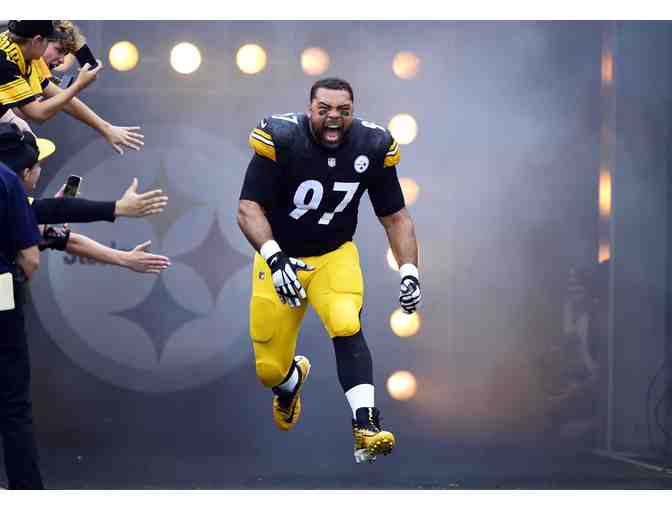 Steelin' (Steelers) Snacks & Swag - Photo 1