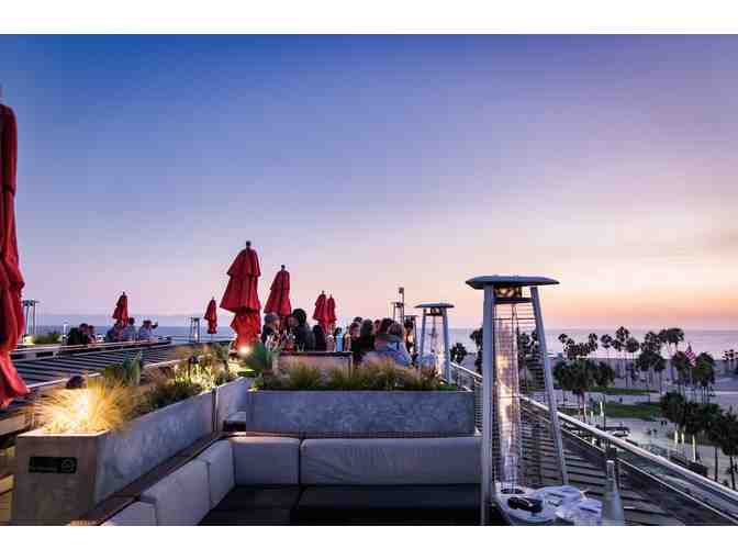 One Night Stay at the Hotel Erwin with Cocktails for Two at High Rooftop Lounge