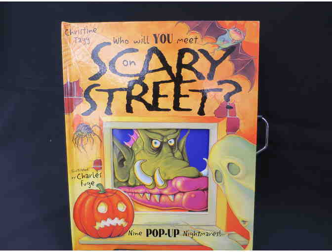 HALLOWEEN FUN BOOK COLLECTION