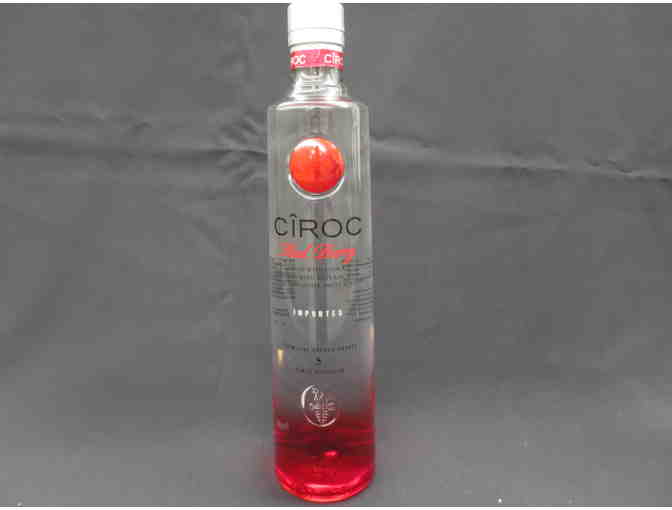 CIROC-ING AROUND THE CHRISTMAS TREE