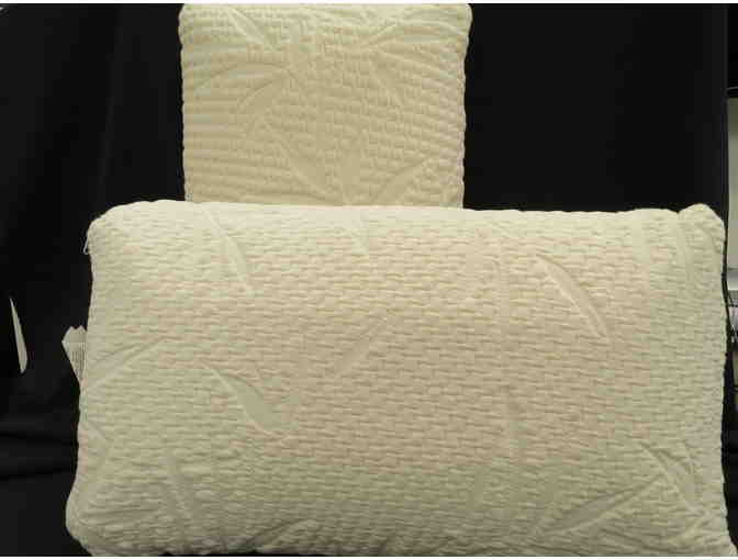 BROYHILL RELIEVE 5.5 QUEEN-SIZE MEMORY FOAM PILLOW SET