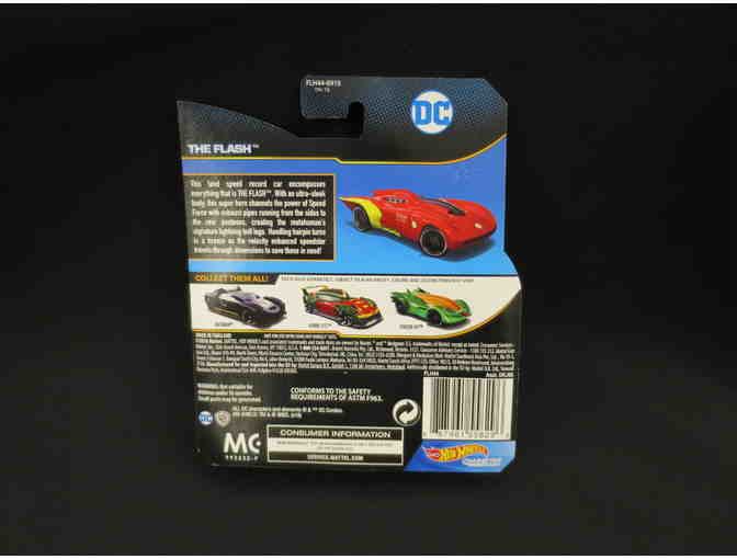 JUSTICE LEAGUE CLOTHES AND TOYS