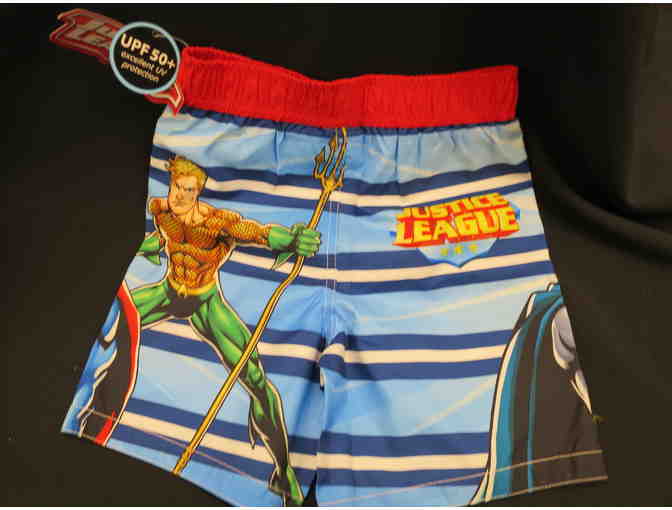 JUSTICE LEAGUE CLOTHES AND TOYS