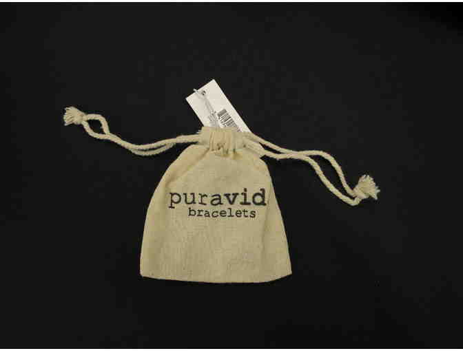 WOMAN ON THE MOVE TRAVEL PACKAGE: JACKET, HAT, SUNGLASSES & MORE