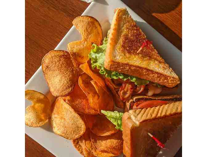 The Fieldhouse Bar & Grill