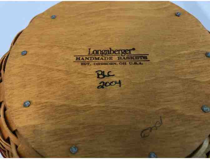 2005 Longaberger Inaugural Basket with lid