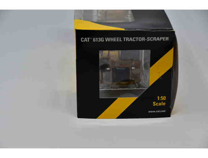 CAT 613 Wheeled Scraper Model