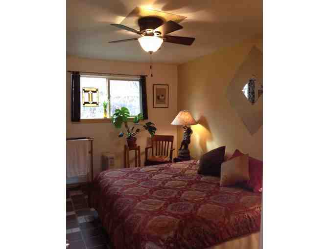 The LaunchPad Bed and a Bagel in Moab - Two Night Stay